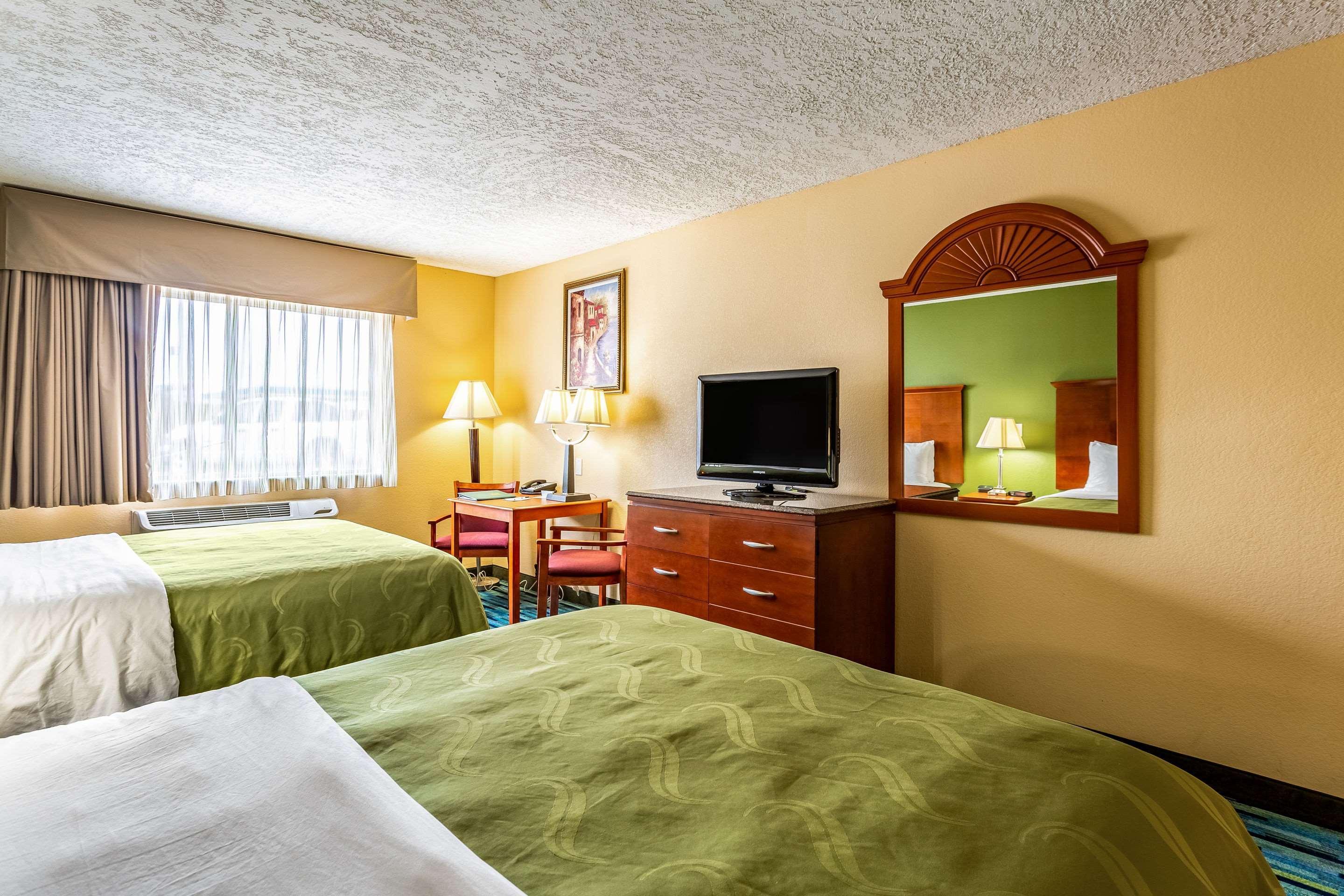 Quality Inn Los Lunas Bagian luar foto