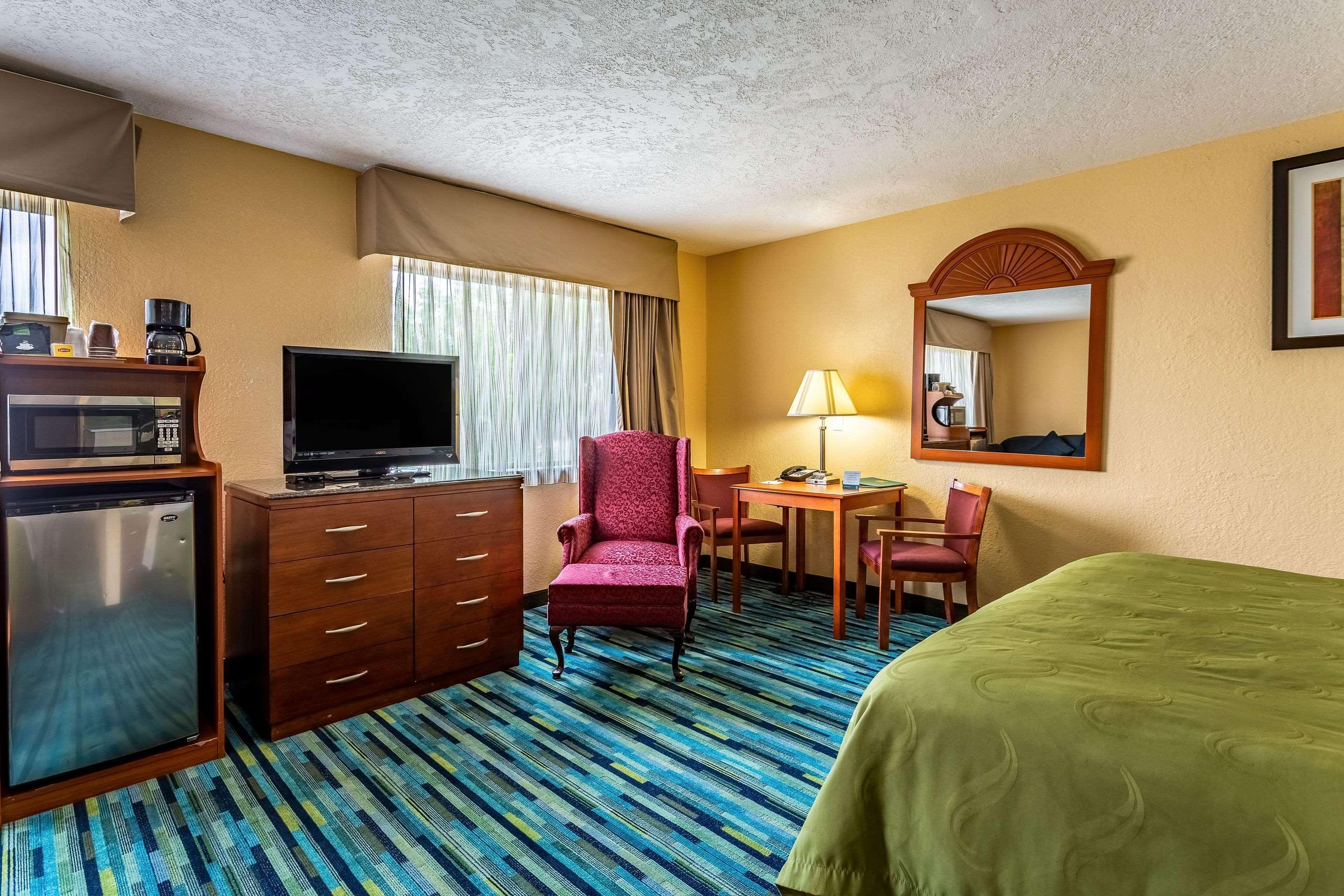 Quality Inn Los Lunas Bagian luar foto