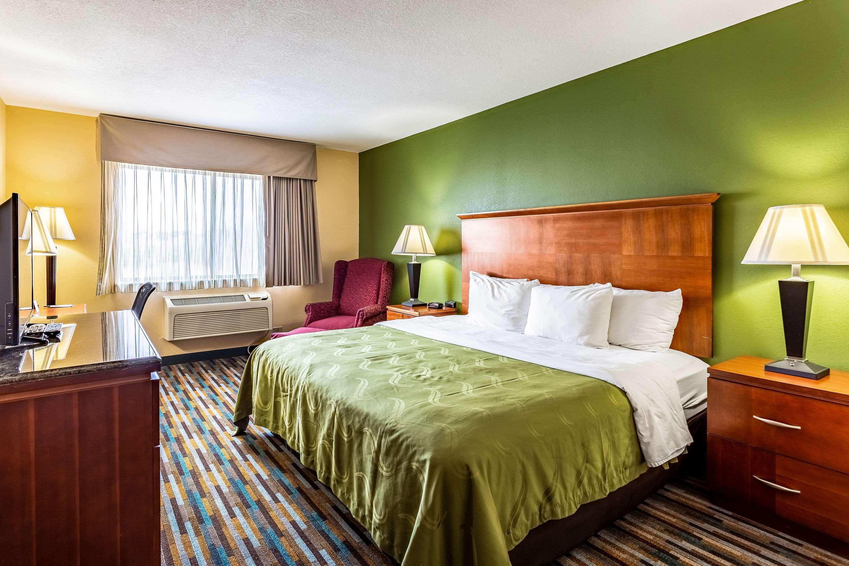 Quality Inn Los Lunas Bagian luar foto