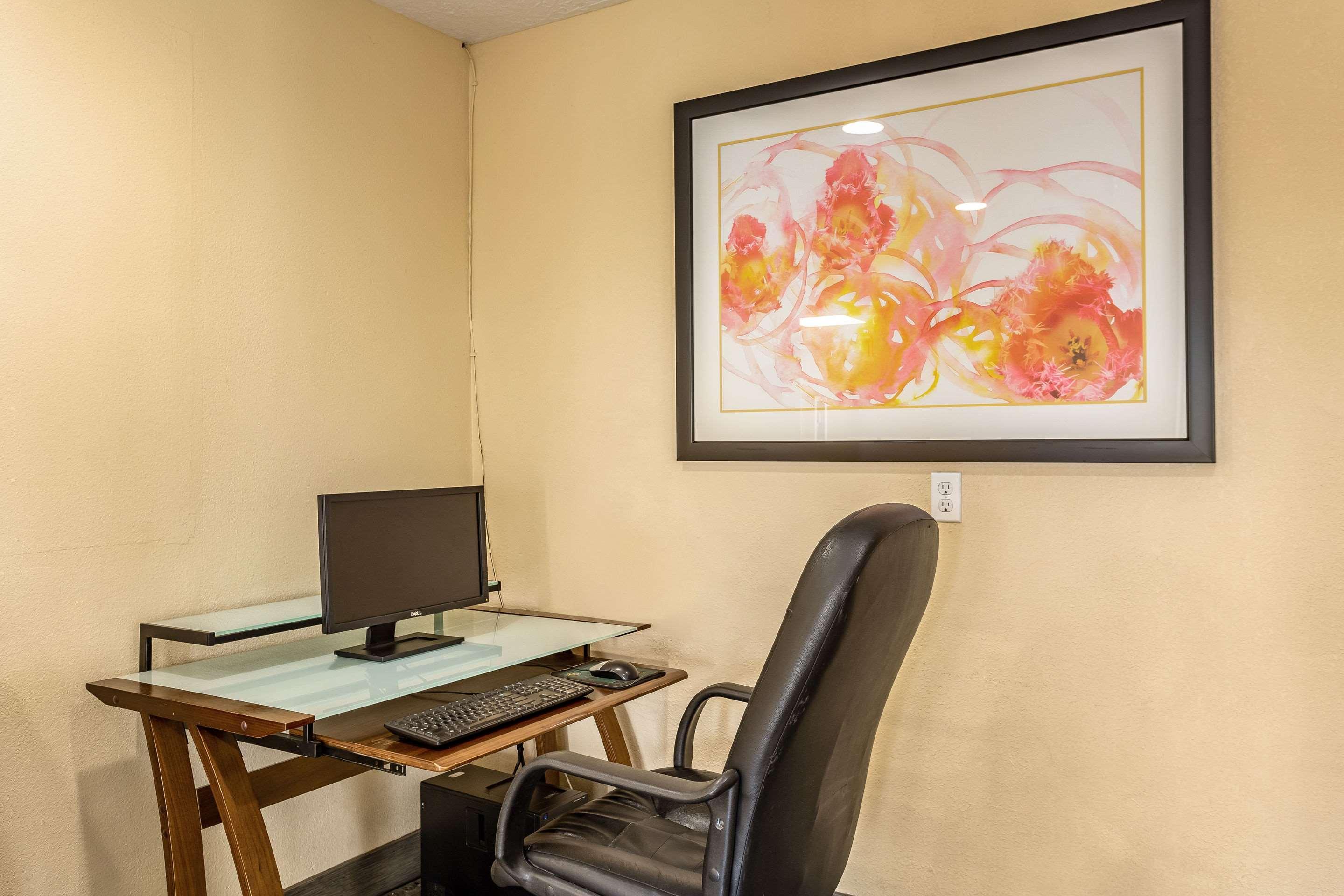Quality Inn Los Lunas Bagian luar foto
