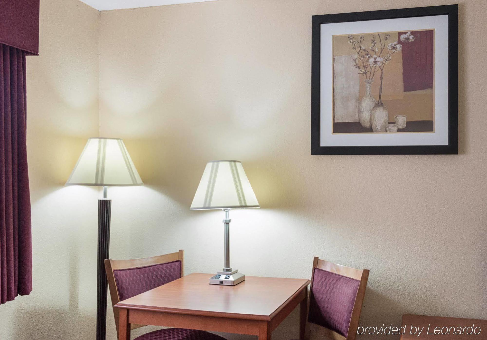 Quality Inn Los Lunas Bagian luar foto
