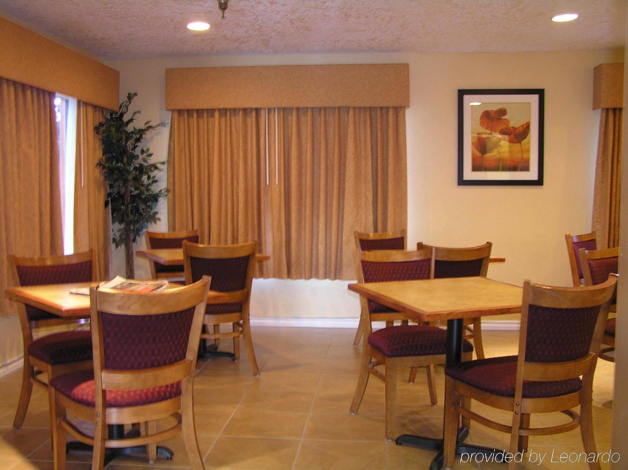 Quality Inn Los Lunas Restoran foto